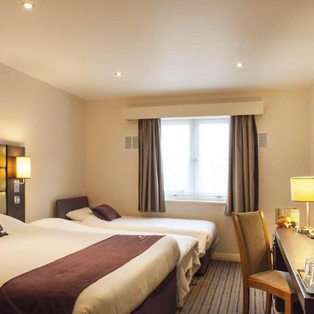 Premier Inn Southampton West Ower Buitenkant foto