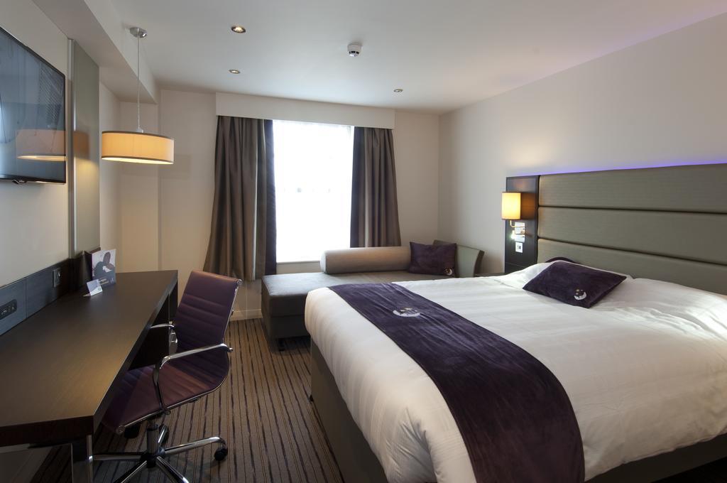 Premier Inn Southampton West Ower Kamer foto