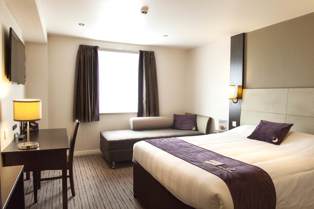 Premier Inn Southampton West Ower Kamer foto