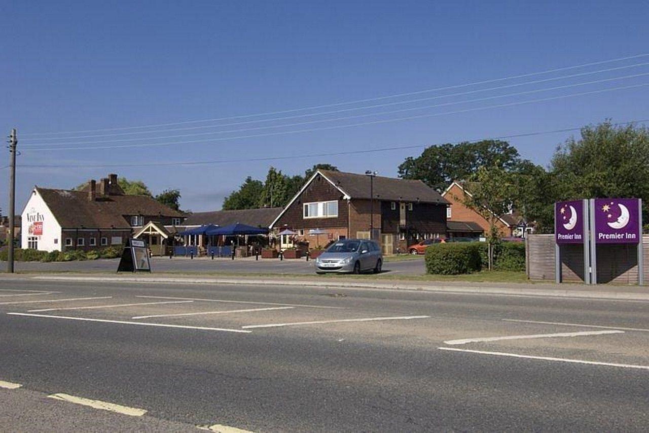 Premier Inn Southampton West Ower Buitenkant foto